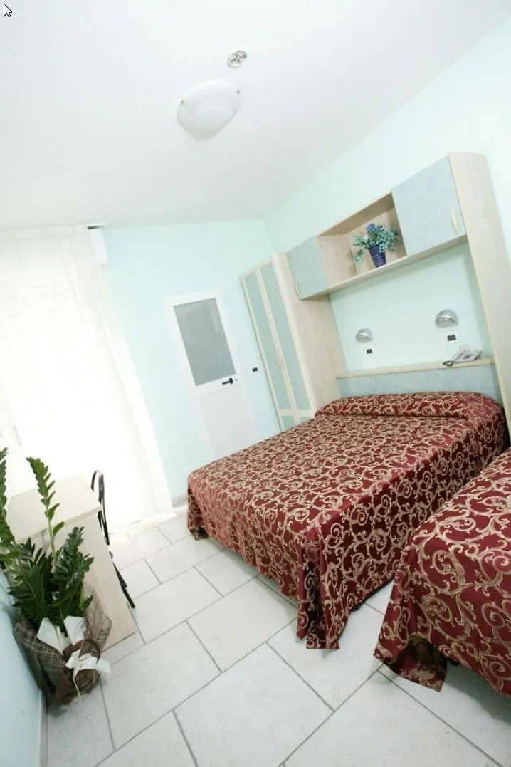 Hotel Le Lune غاتيو أ ماري